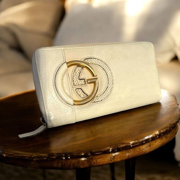 Gucci Wallet - Picture 1 of 11